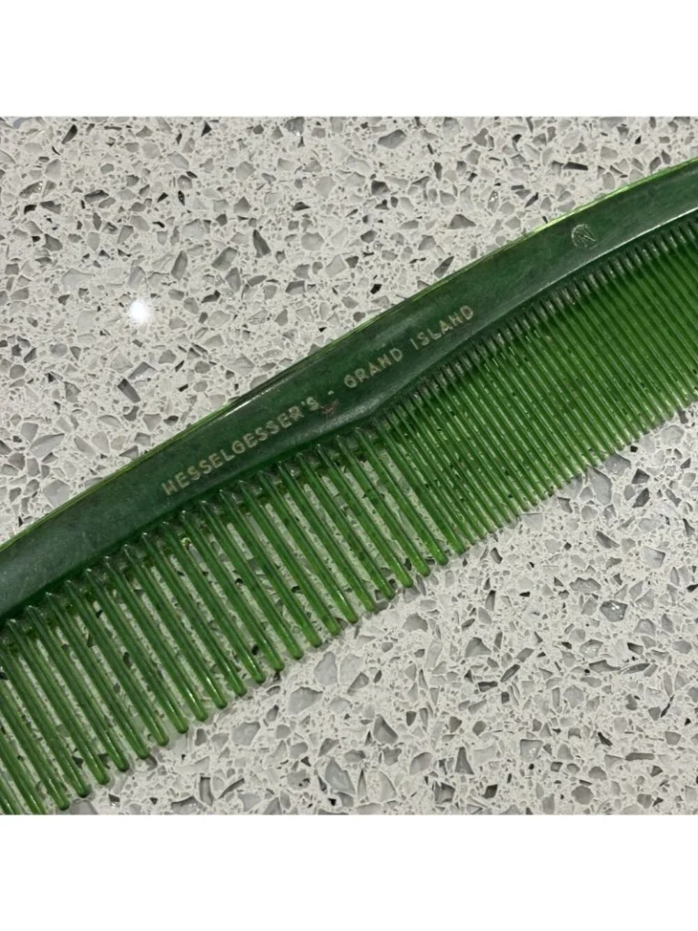 Vintage Comb 1970s Hesselgessers Grand Island NE Plastic Green Retro Hair Stylin